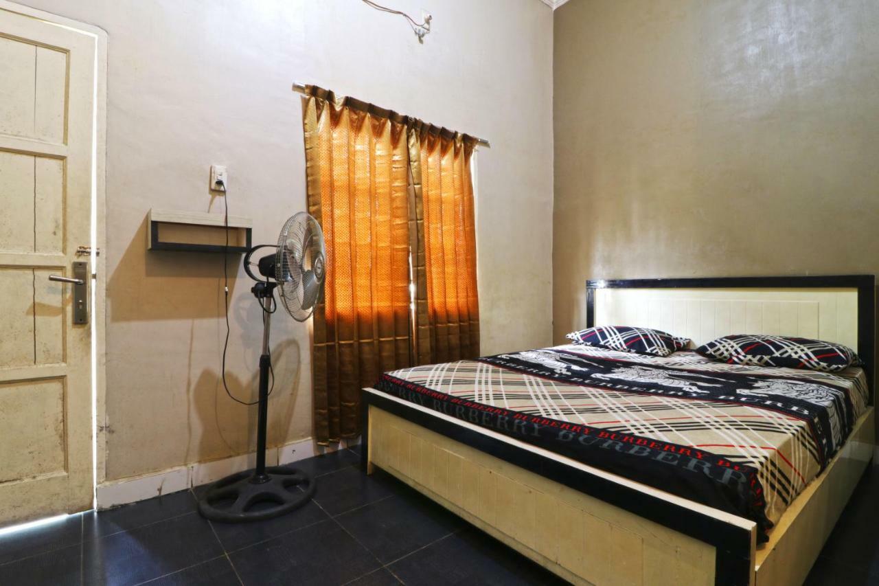 Hotel Graha Soeltan Sunggal Exterior foto
