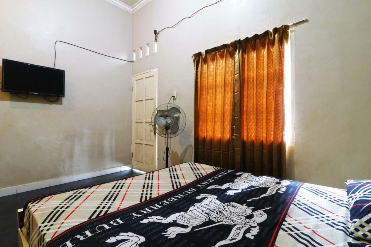 Hotel Graha Soeltan Sunggal Exterior foto