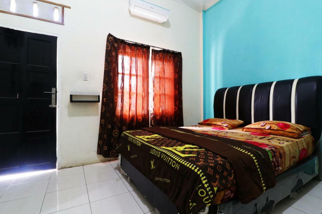 Hotel Graha Soeltan Sunggal Exterior foto